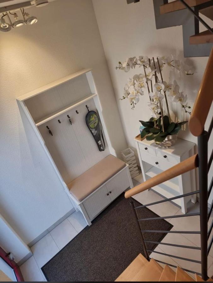 Stadtnahe Komfortferienwohnung Fuer Familien Und Geschaeftsreisende ヒルデスハイム エクステリア 写真